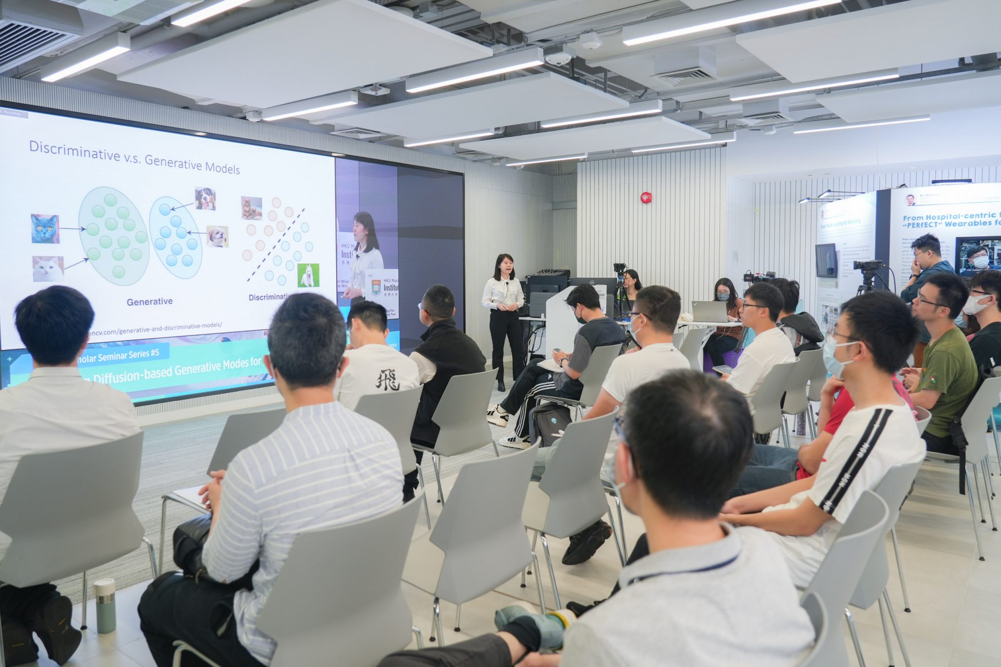 HKU IDS Scholar Seminar Series #5: Denoising Diffusion-based Generative ...
